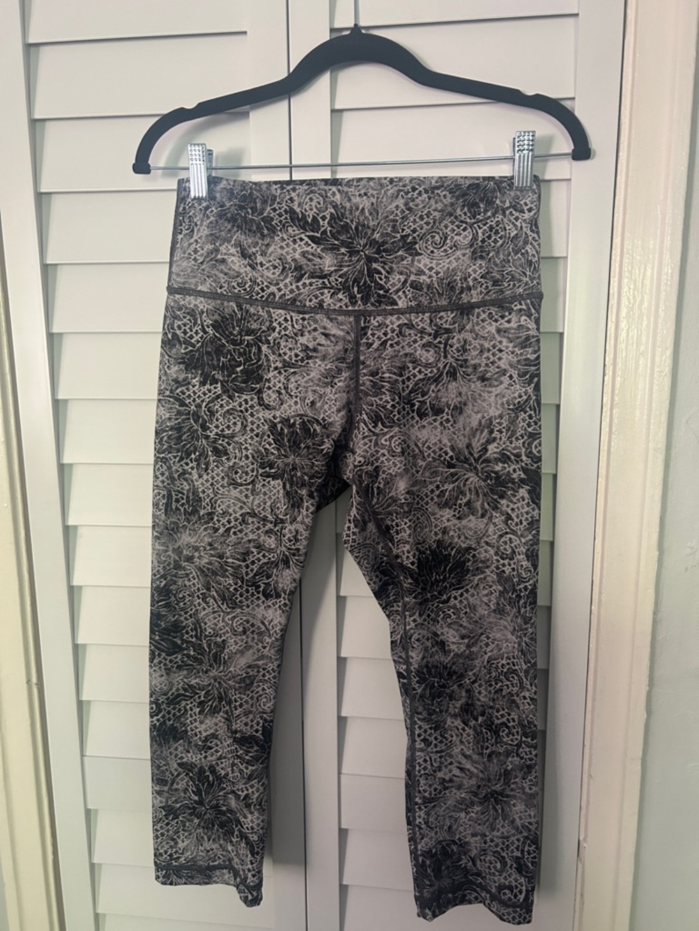 Lululemon Wunder Under Legging in Black & White Laceoflage